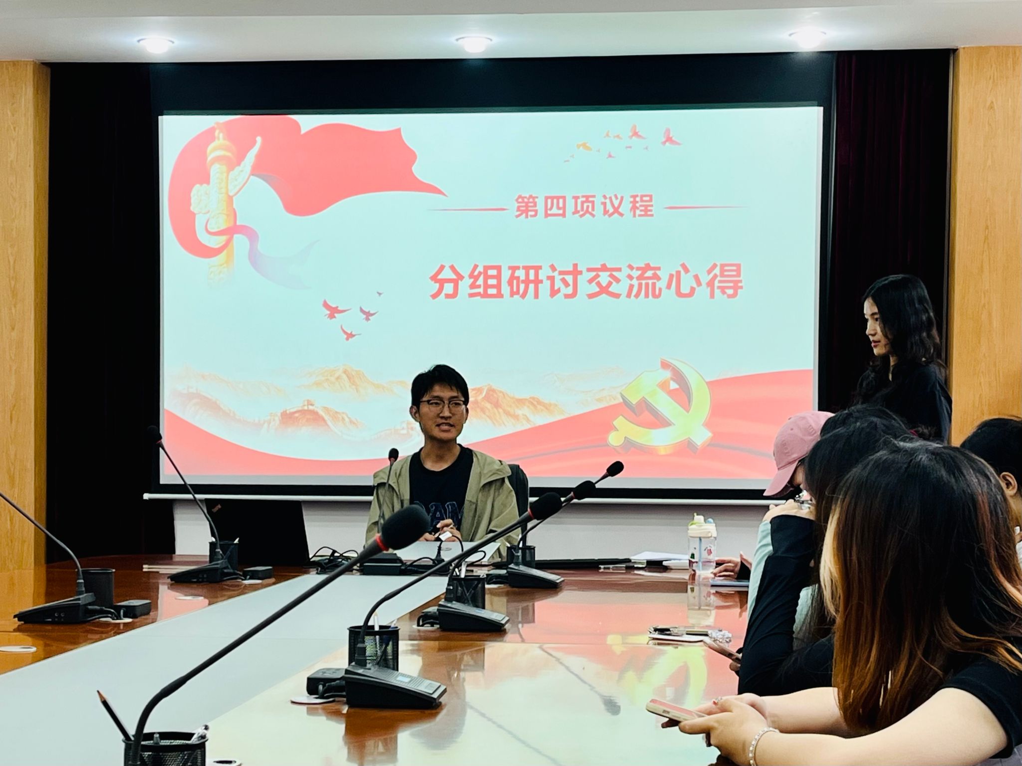 谈球吧体育app下载
