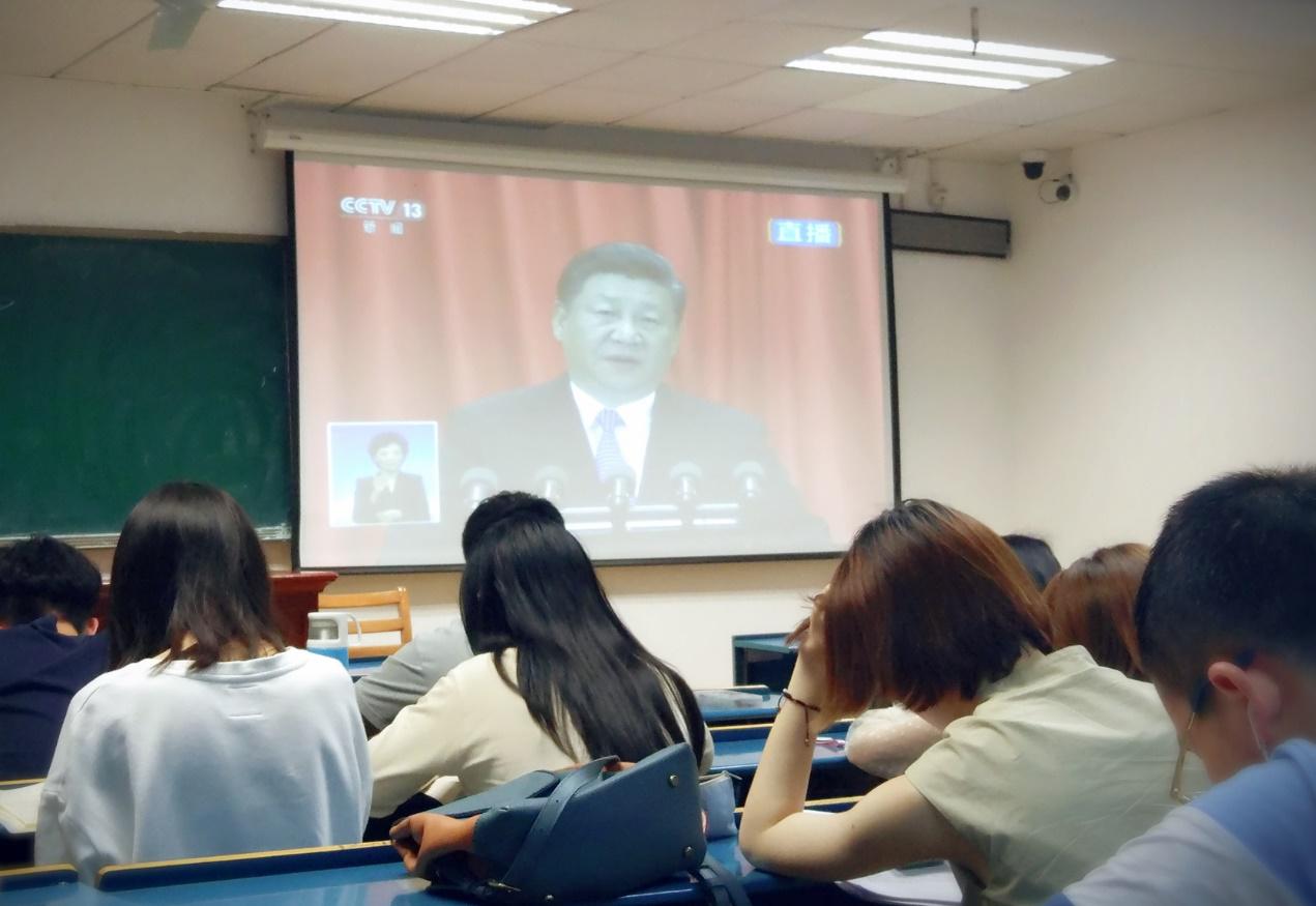 谈球吧体育app下载