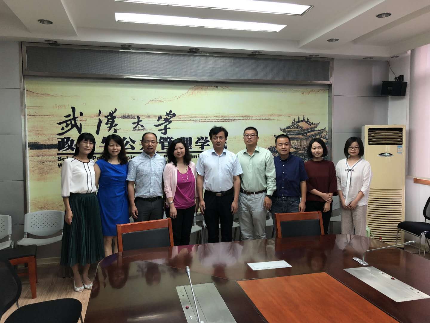 谈球吧体育app下载
