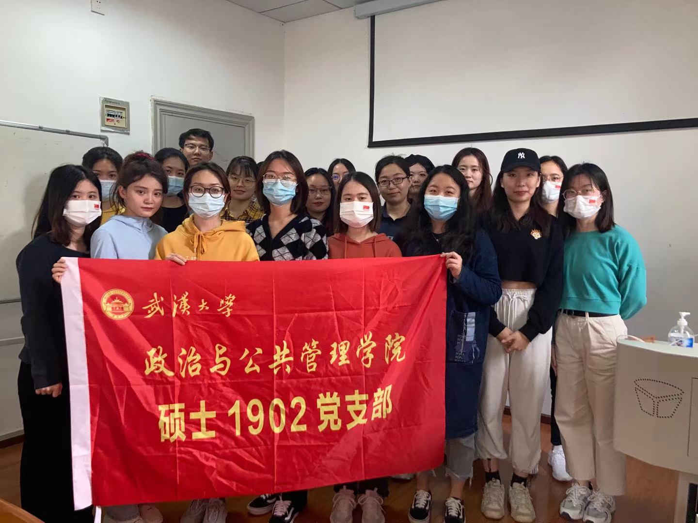 谈球吧体育app下载