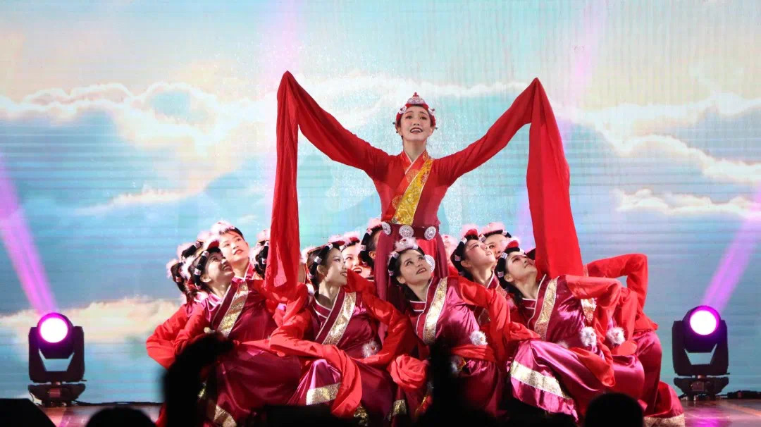 谈球吧体育app下载