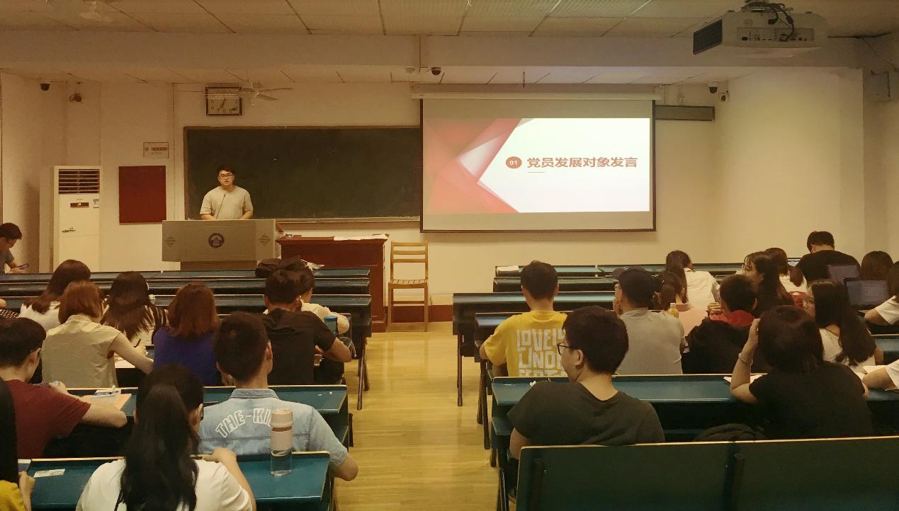 谈球吧体育app下载