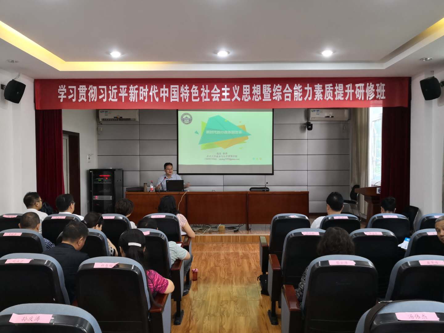 谈球吧体育app下载