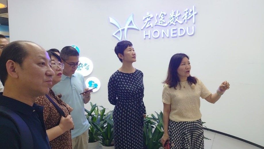 谈球吧体育app下载