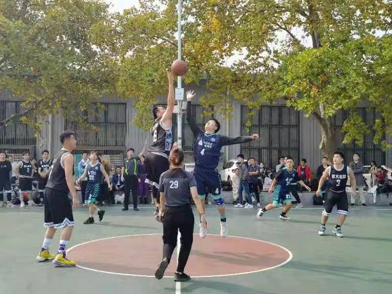 谈球吧体育app下载